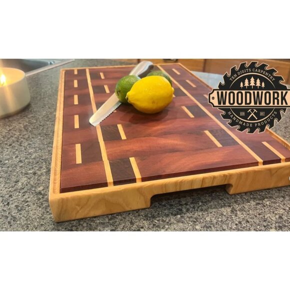 Handcrafted Wooden Cutting Board With Intricate Inlay Design & Juice Groove - Picture 5 of 6
